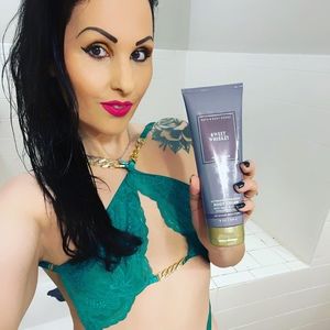 Meet your Posher, Lilliana